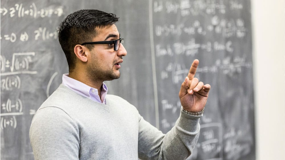 سوالات استخدامی دبیر اقتصاد آموزش پرورش