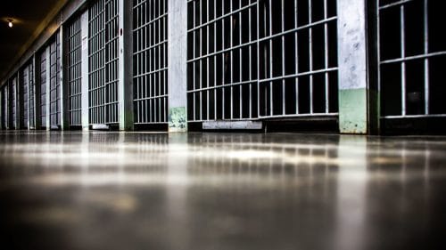 سوالات استخدامی مراقب اقدامات تأمینی و تربیتی زندان‌ها