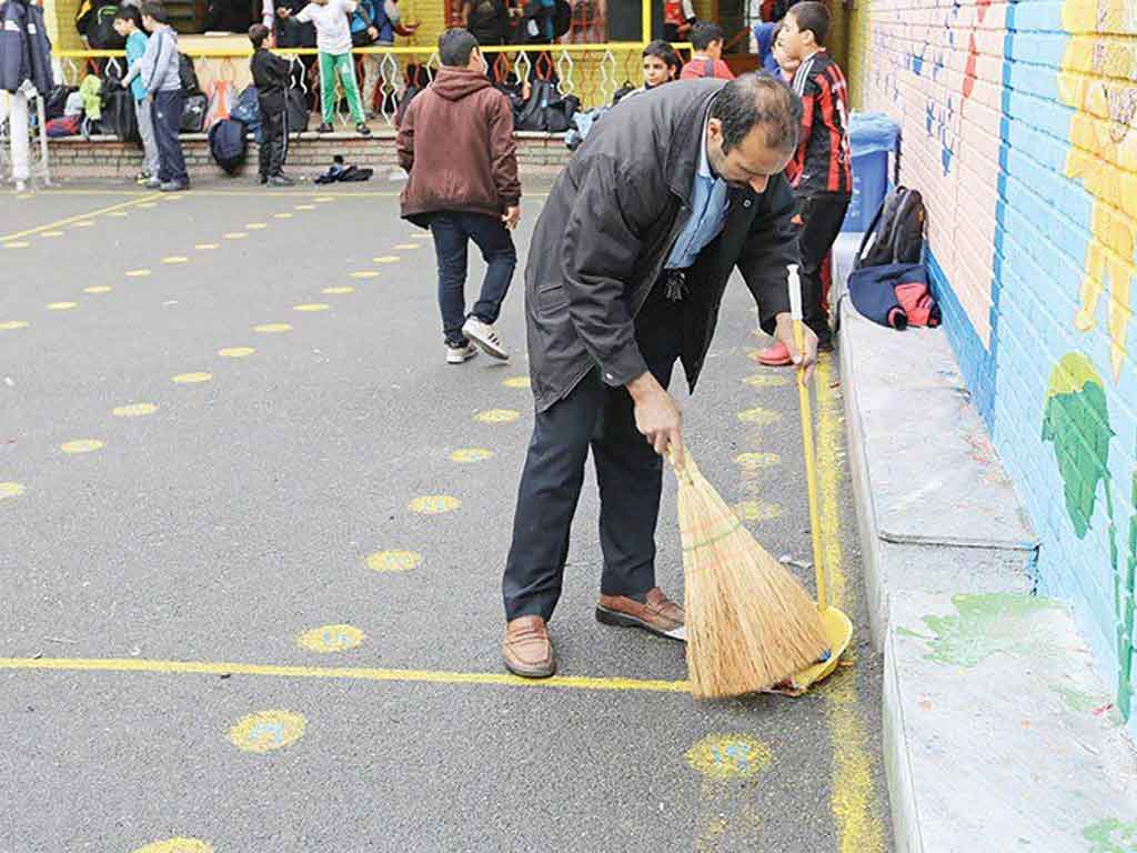 شرایط سنی استخدام نیروی خدماتی آموزش و پرورش